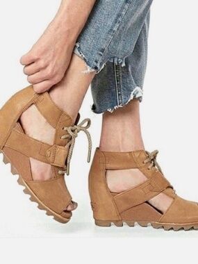 Sorel Joanie sandal